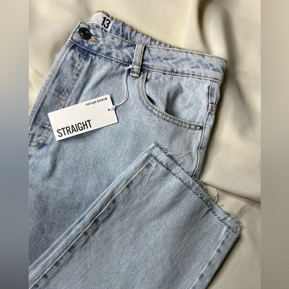 Refuge Denim High Waist Light Blue Button Up Jeans - Picture 4 of 5